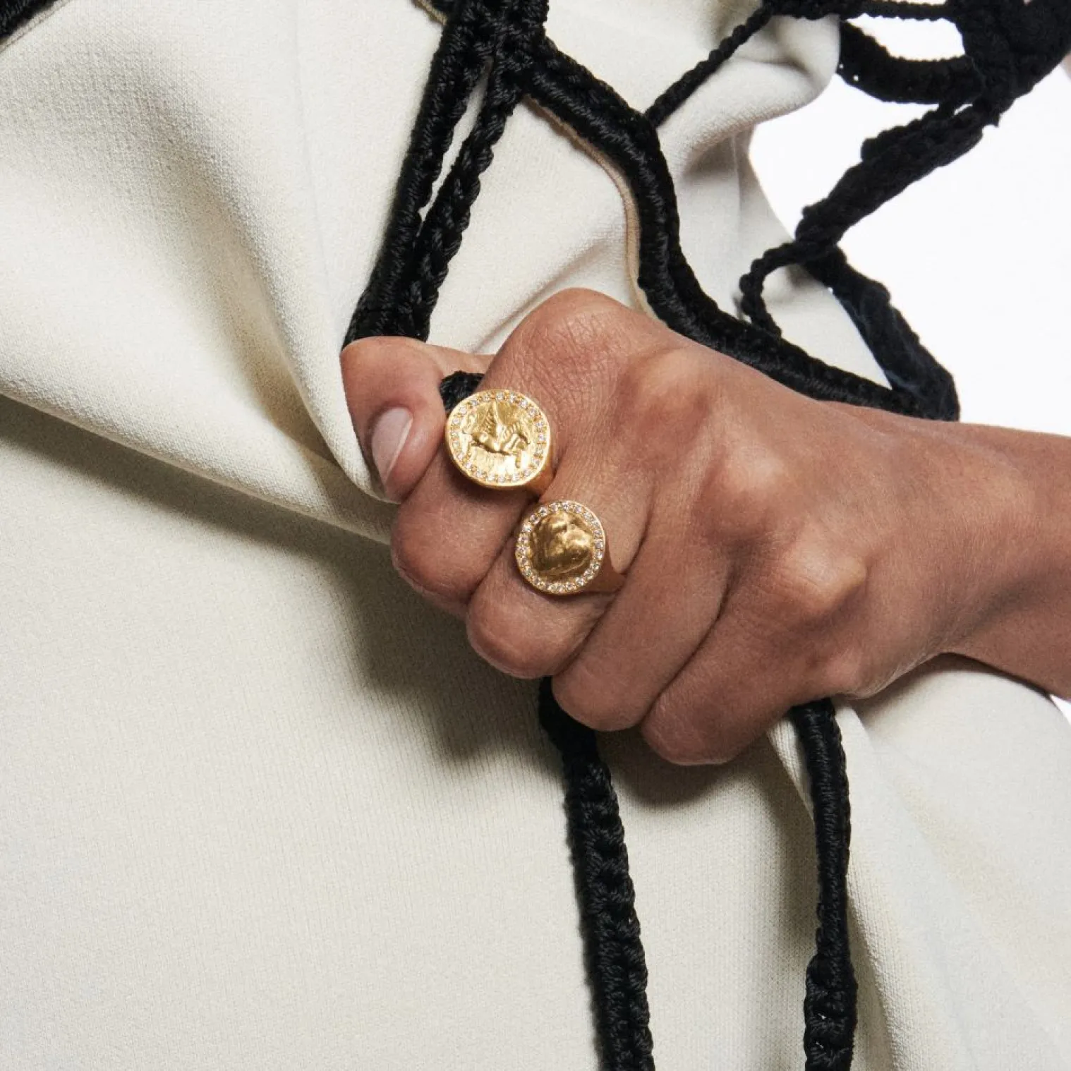 Diamond Pegasus Coin Ring in Yellow Gold