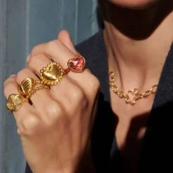 Dot Heart Ring