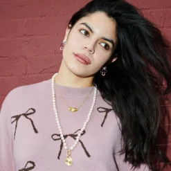 Kiss Necklace