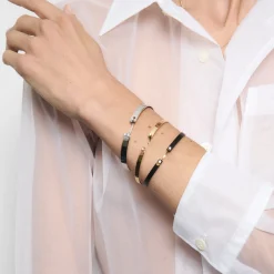 Midnight in Manhattan Mood Bangle in Yellow Gold