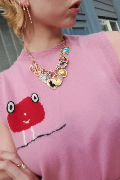 No. 60 Pink Vest