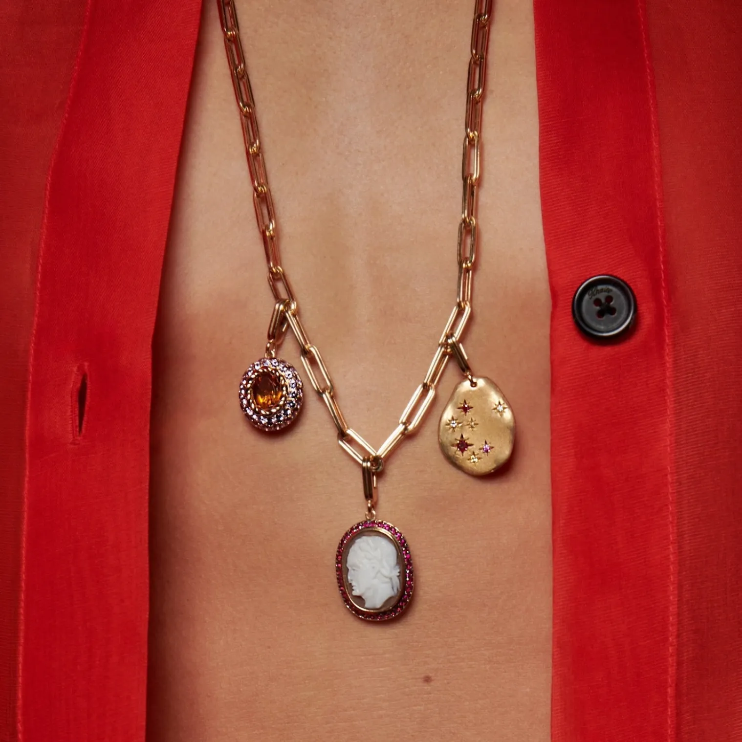 Ruby Precious Cameo Charm in Yellow Gold