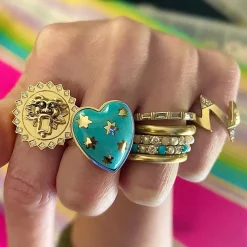 White Diamond Leo Signet Ring in Yellow Gold