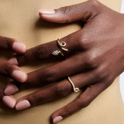 White Diamond Pavé Baby Vine Ring in Yellow Gold